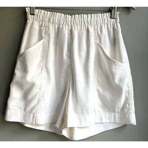 Simply Vera Wang Cream Shorts High Elastic Waist Pull On Relaxed Minimalist S